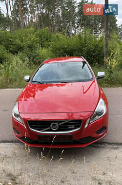 Универсал Volvo V60 2013 в 