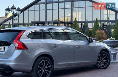 Универсал Volvo V60 2012 в 