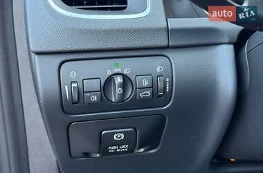 Универсал Volvo V60 2012 в 