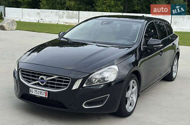 Универсал Volvo V60 2012 в 