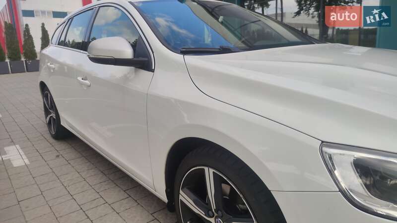 Универсал Volvo V60 2018 в Львове