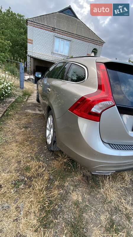 Універсал Volvo V60 2014 в Первомайську