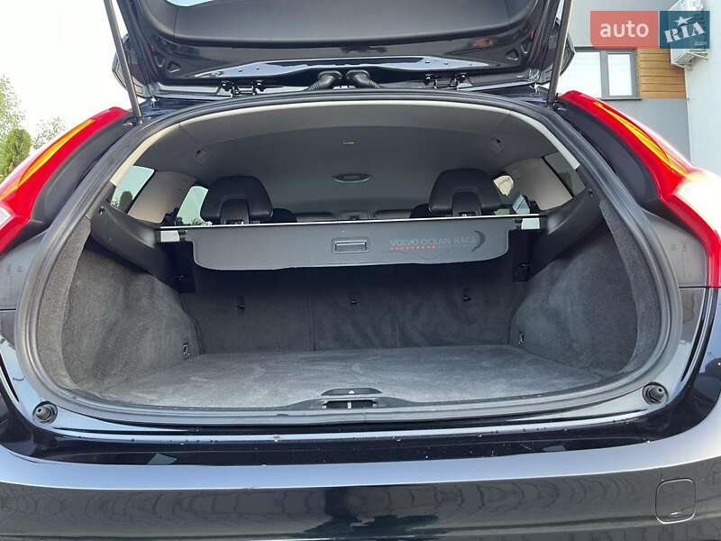 Универсал Volvo V60 2014 в Звягеле