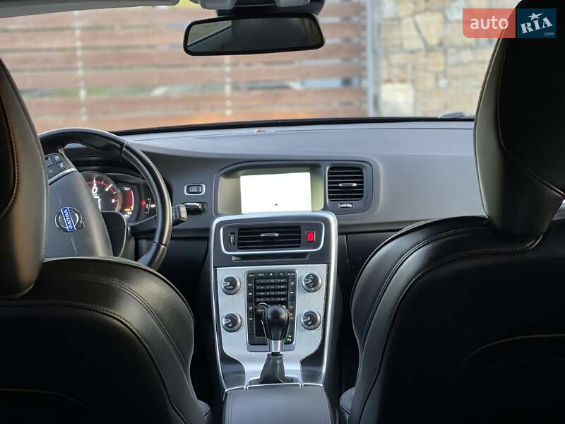 Универсал Volvo V60 2014 в Звягеле