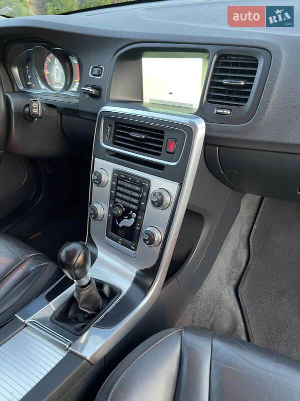 Универсал Volvo V60 2014 в Звягеле