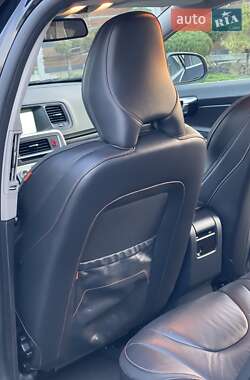 Универсал Volvo V60 2014 в 