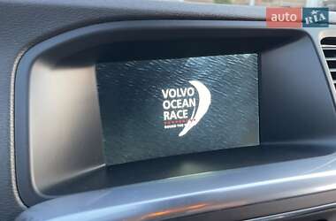 Универсал Volvo V60 2014 в 