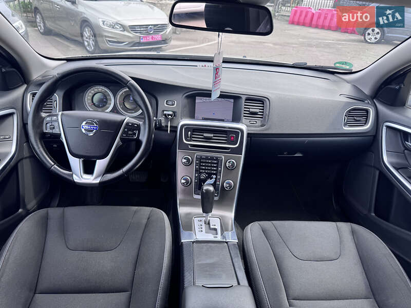 Универсал Volvo V60 2012 в Киеве