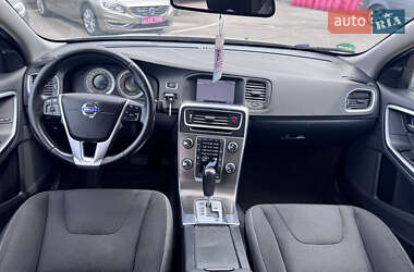 Универсал Volvo V60 2012 в 