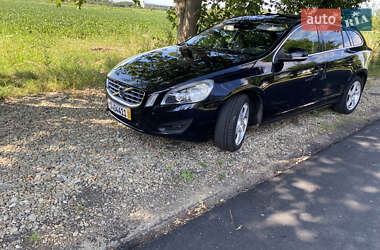 Універсал Volvo V60 2011 в Стрию