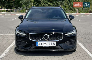 Универсал Volvo V60 2020 в 