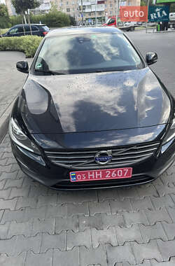 Универсал Volvo V60 2013 в 
