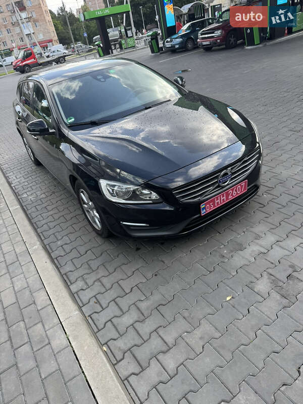 Универсал Volvo V60 2013 в 