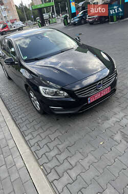 Универсал Volvo V60 2013 в 