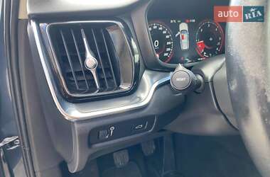 Универсал Volvo V60 2019 в 