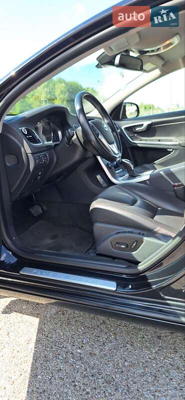 Универсал Volvo V60 2014 в Львове