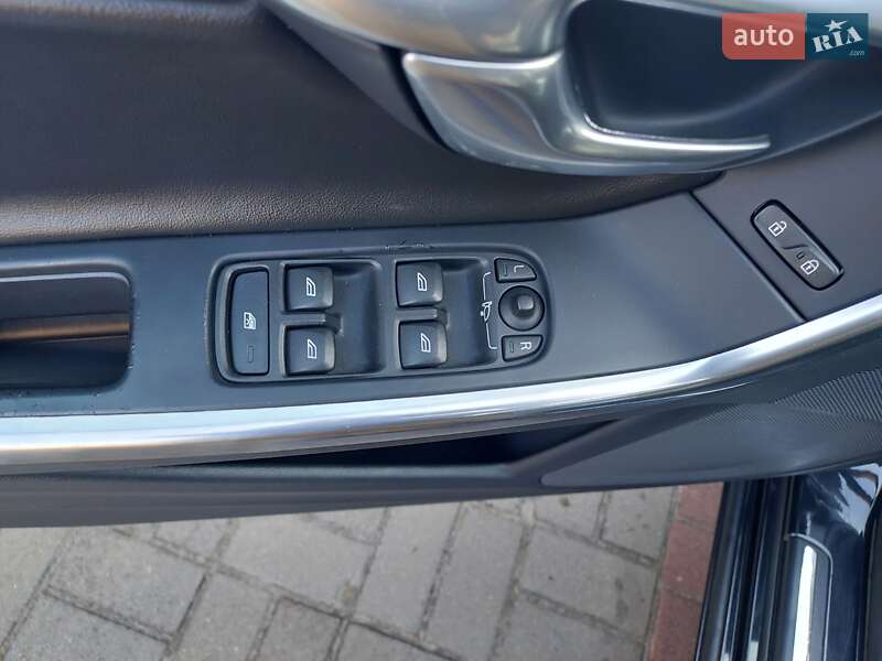 Универсал Volvo V60 2012 в Бродах