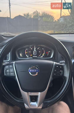 Универсал Volvo V60 2014 в 