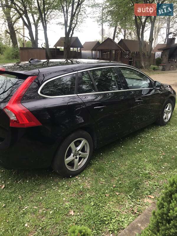Универсал Volvo V60 2014 в Стрые