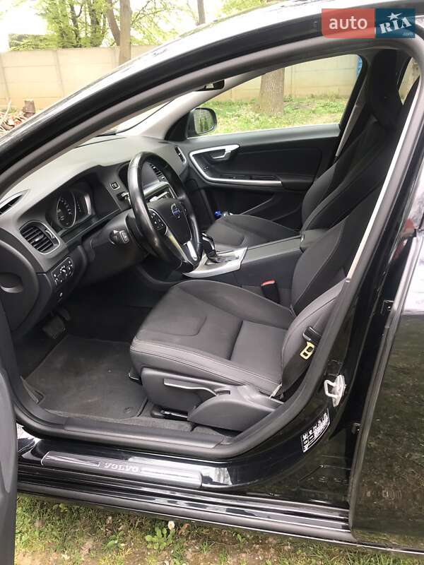 Универсал Volvo V60 2014 в Стрые