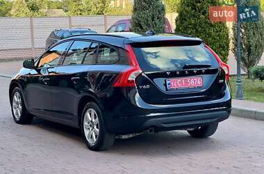 Универсал Volvo V60 2012 в 