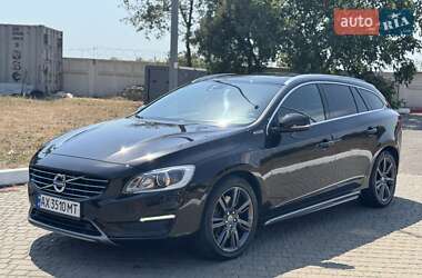 Универсал Volvo V60 2013 в 