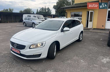 Універсал Volvo V60 2015 в Дрогобичі