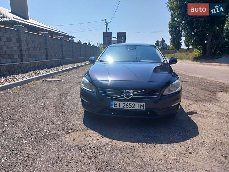 Универсал Volvo V60 2015 в Кременчуге