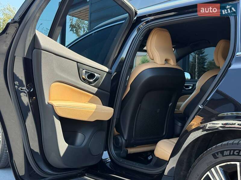 Універсал Volvo V60 2019 в Рівному фото 43 Універсал Volvo V60 2019 в Рівному