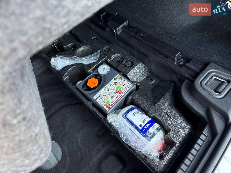 Універсал Volvo V60 2019 в Рівному фото 74 Універсал Volvo V60 2019 в Рівному