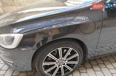 Универсал Volvo V60 2014 в 