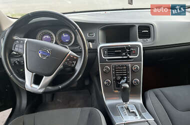 Универсал Volvo V60 2011 в 