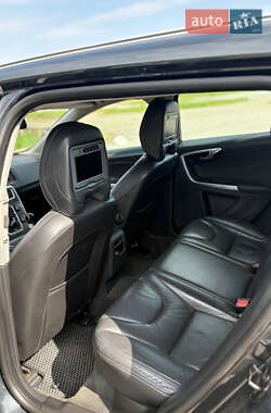 Универсал Volvo V60 2012 в 