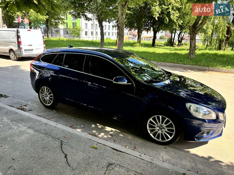 Универсал Volvo V60 2012 в Ровно