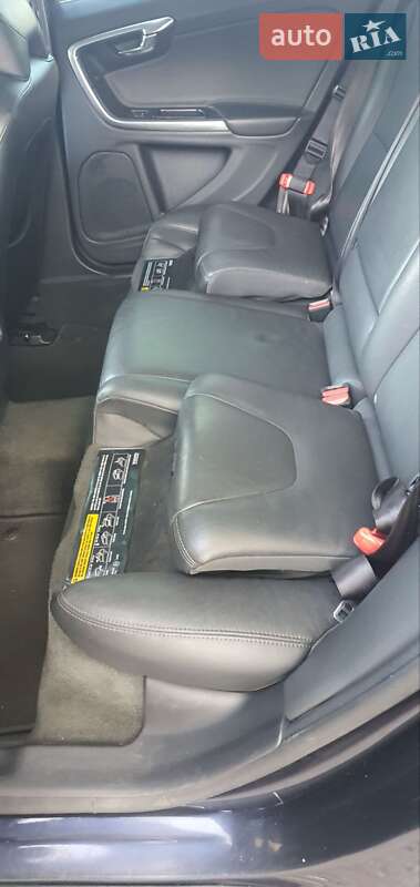 Универсал Volvo V60 2016 в Ирпене фото 11 Универсал Volvo V60 2016 в Ирпене