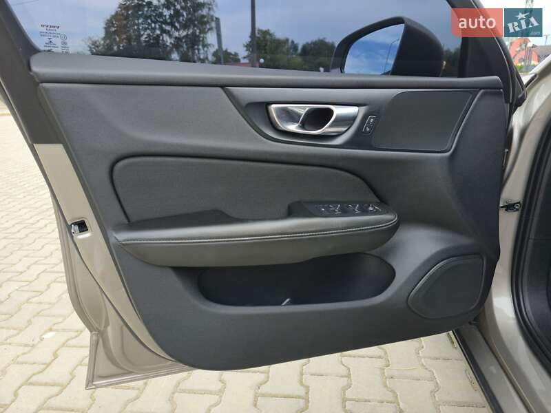 Универсал Volvo V60 2019 в Дрогобыче