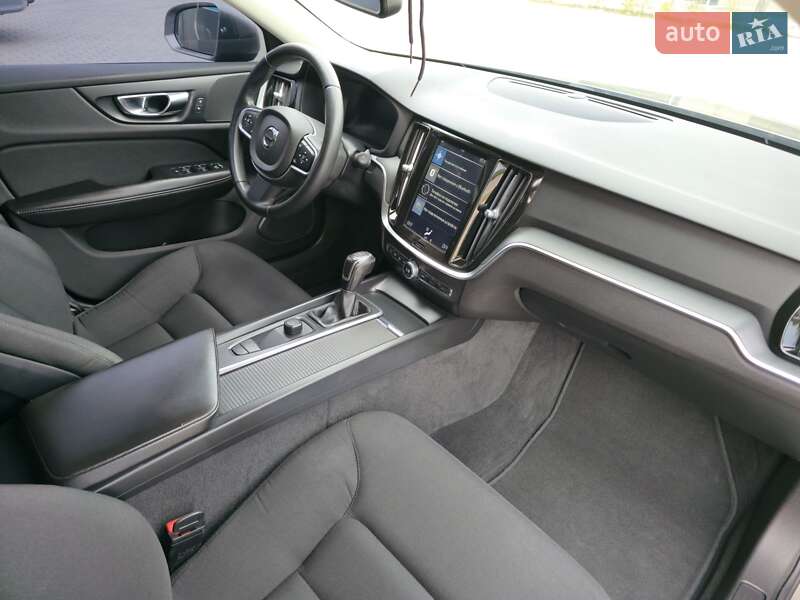 Универсал Volvo V60 2019 в Дрогобыче