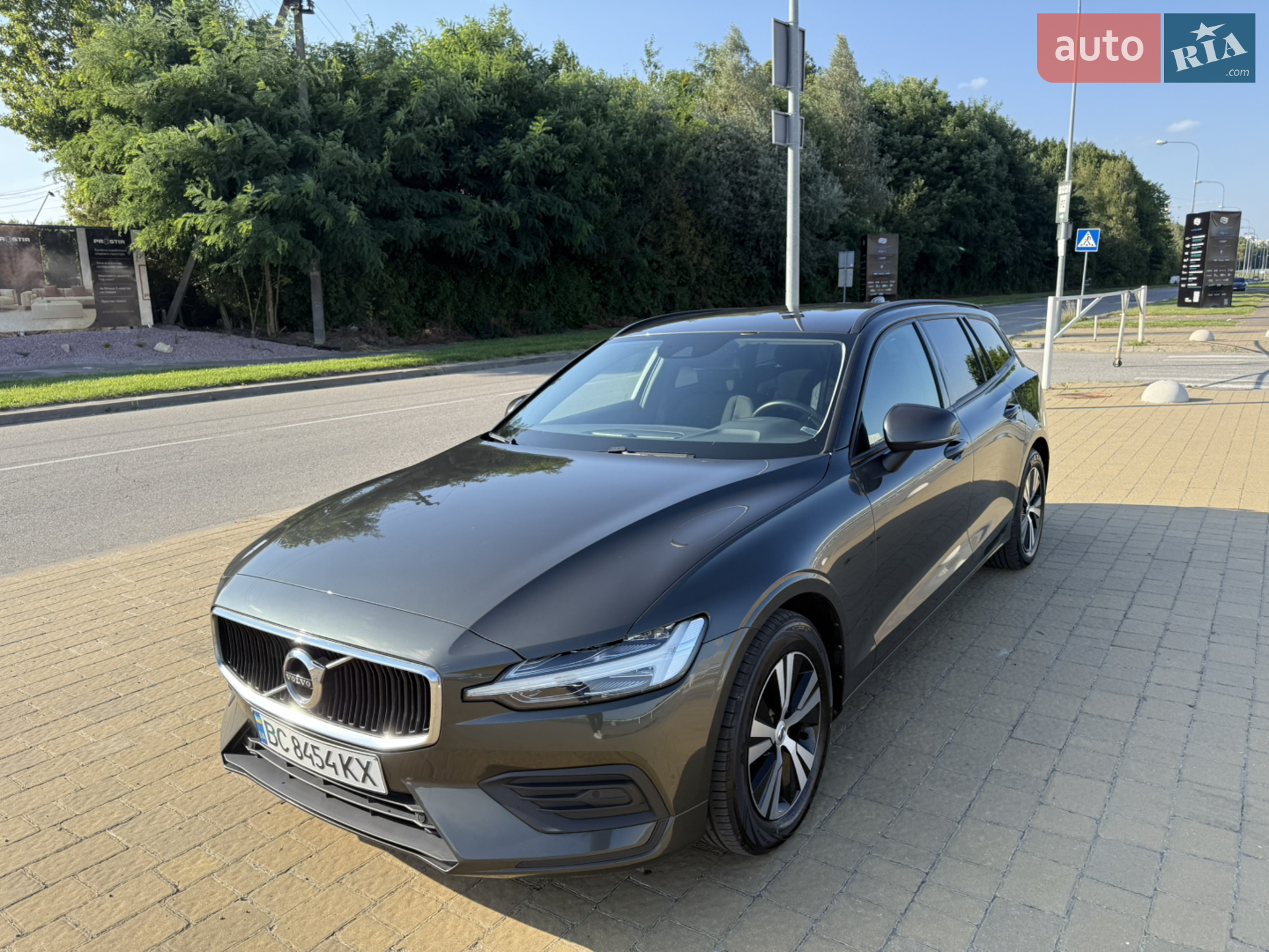 2019 Volvo V60 - мініатюра 4