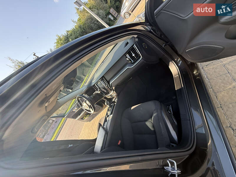 Универсал Volvo V60 2019 в Львове