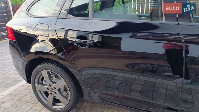 Универсал Volvo V60 2011 в Стрые