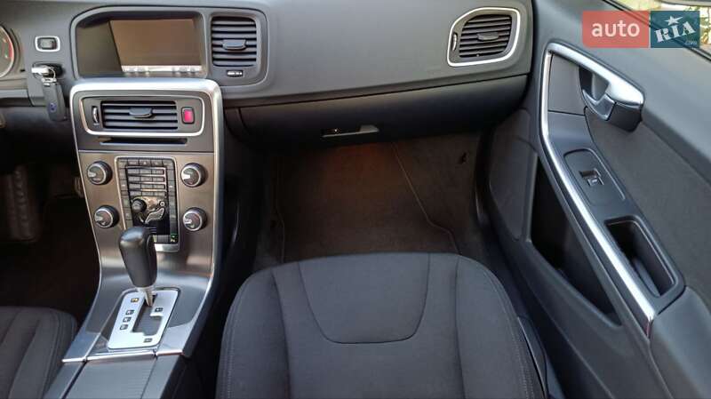 Универсал Volvo V60 2011 в Стрые