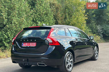 Универсал Volvo V60 2015 в 