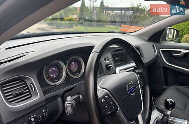 Універсал Volvo V60 2013 в 