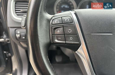 Універсал Volvo V60 2013 в 