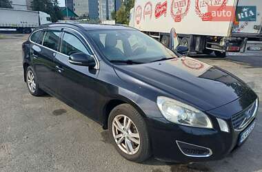 Универсал Volvo V60 2012 в 