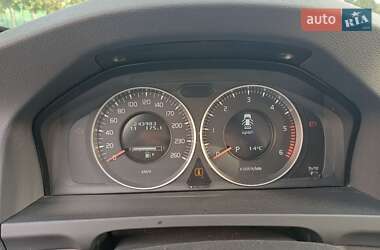 Универсал Volvo V60 2012 в 