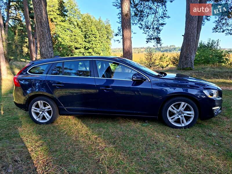 Универсал Volvo V60 2014 в Ровно