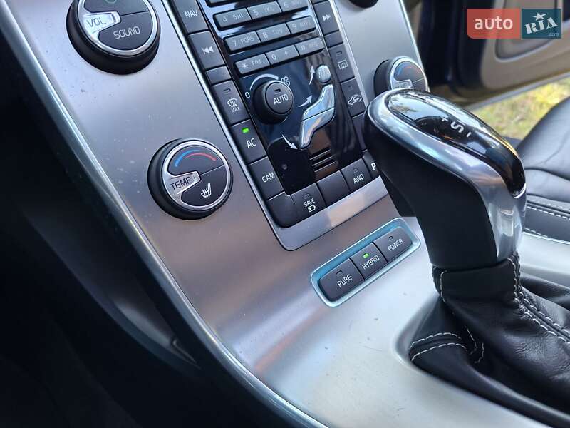 Универсал Volvo V60 2014 в Ровно