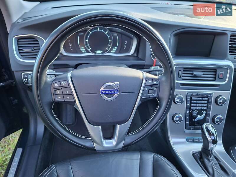 Универсал Volvo V60 2014 в Ровно
