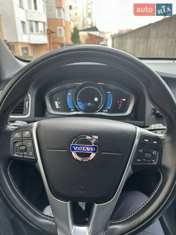 Універсал Volvo V60 2014 в Львові фото 9 Універсал Volvo V60 2014 в Львові